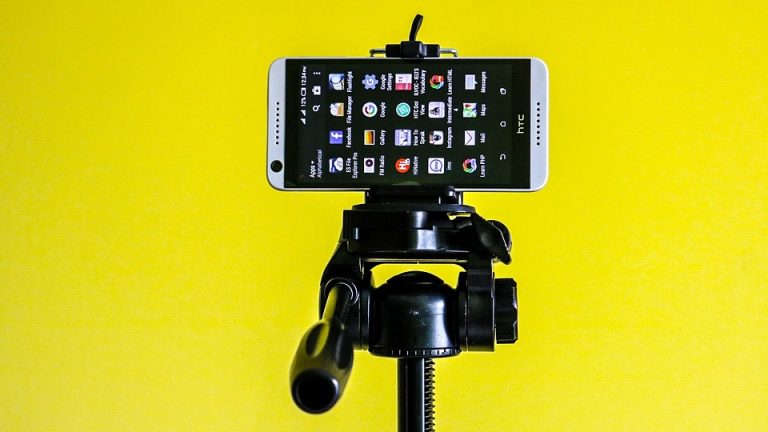 Say Goodbye to Blurry Photos: How a Phone Tripod Can Improve Image Stability