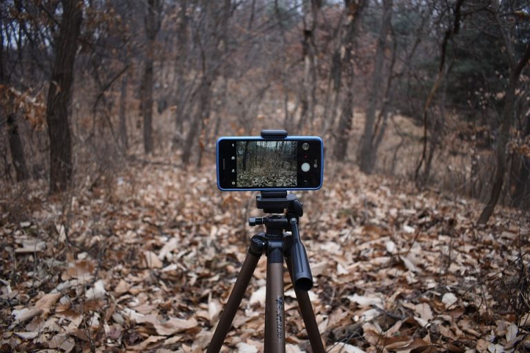 Unlocking New Perspectives: Exploring the Advantages of Using a Phone Tripod